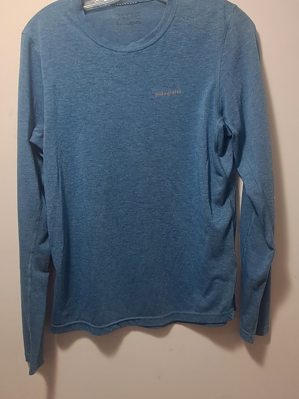 Patagonia Men's Long-Sleeve Crew Shirt in Heathered Blue